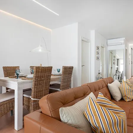 Apartment Cas Carbon3r-stunning Ground Floor In Front Of The Sea
